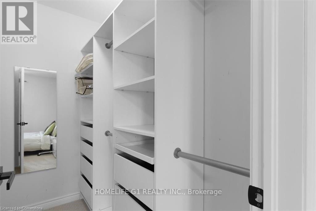 16 Weathering Heights, Hamilton, Ontario  L8J 0E7 - Photo 37 - X12167148