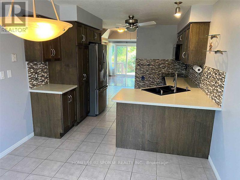 Property at 9 - 305 BRIARMEADOW DRIVE image 3