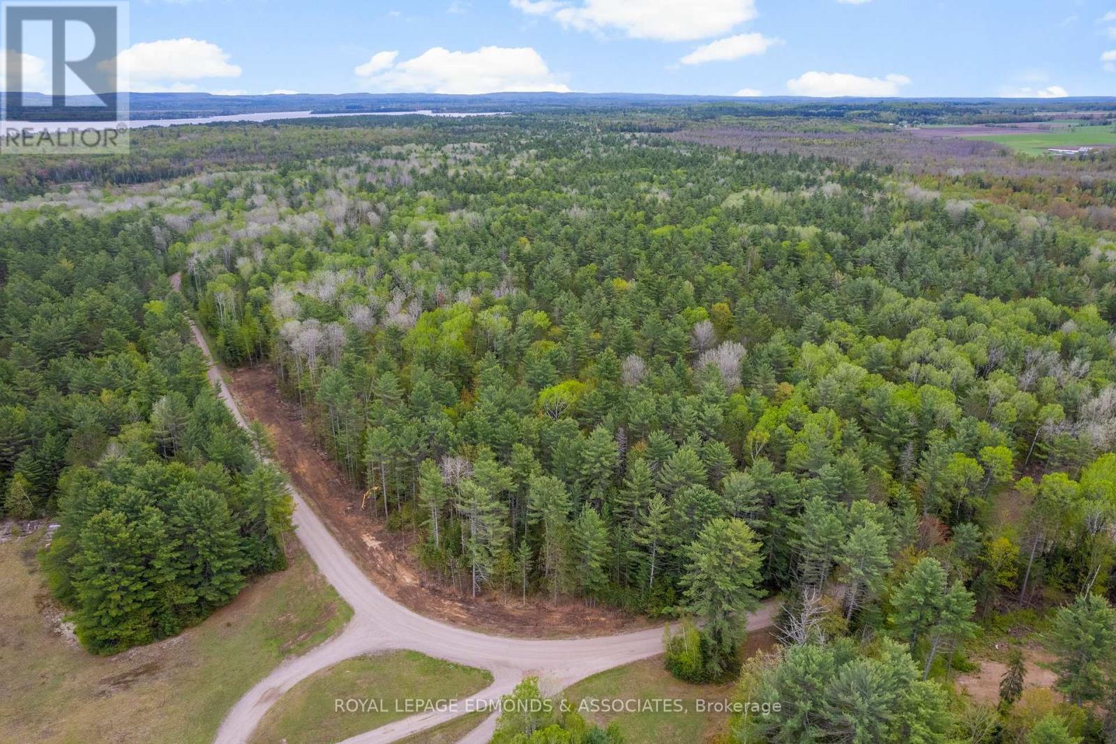 00 NANGOR TRAIL, Whitewater Region, Ontario