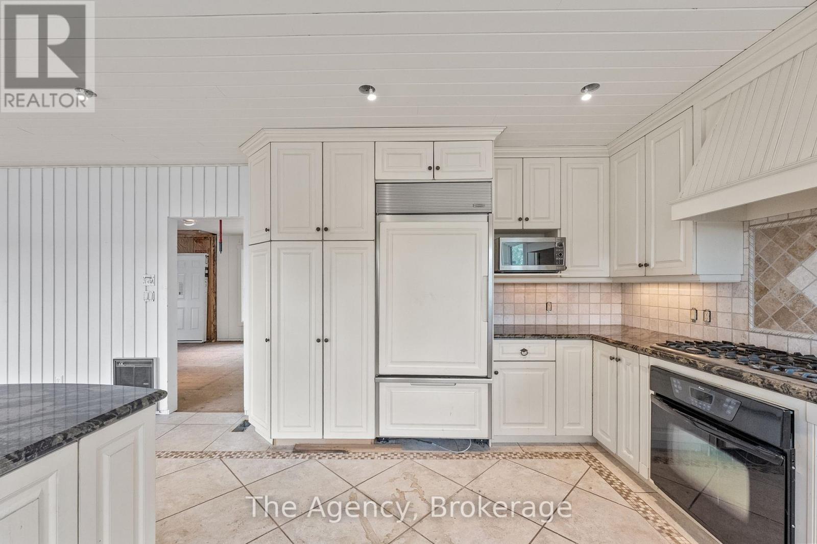 80 Tall Timbers Road, Seguin, Ontario  P2A 2W8 - Photo 45 - X12167249