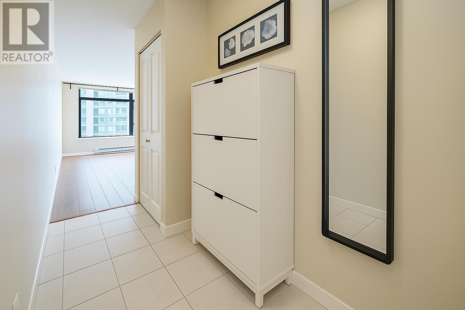 Listing Picture 4 of 19 : 906 6351 BUSWELL STREET, Richmond / 烈治文 - 魯藝地產 Yvonne Lu Group - MLS Medallion Club Member