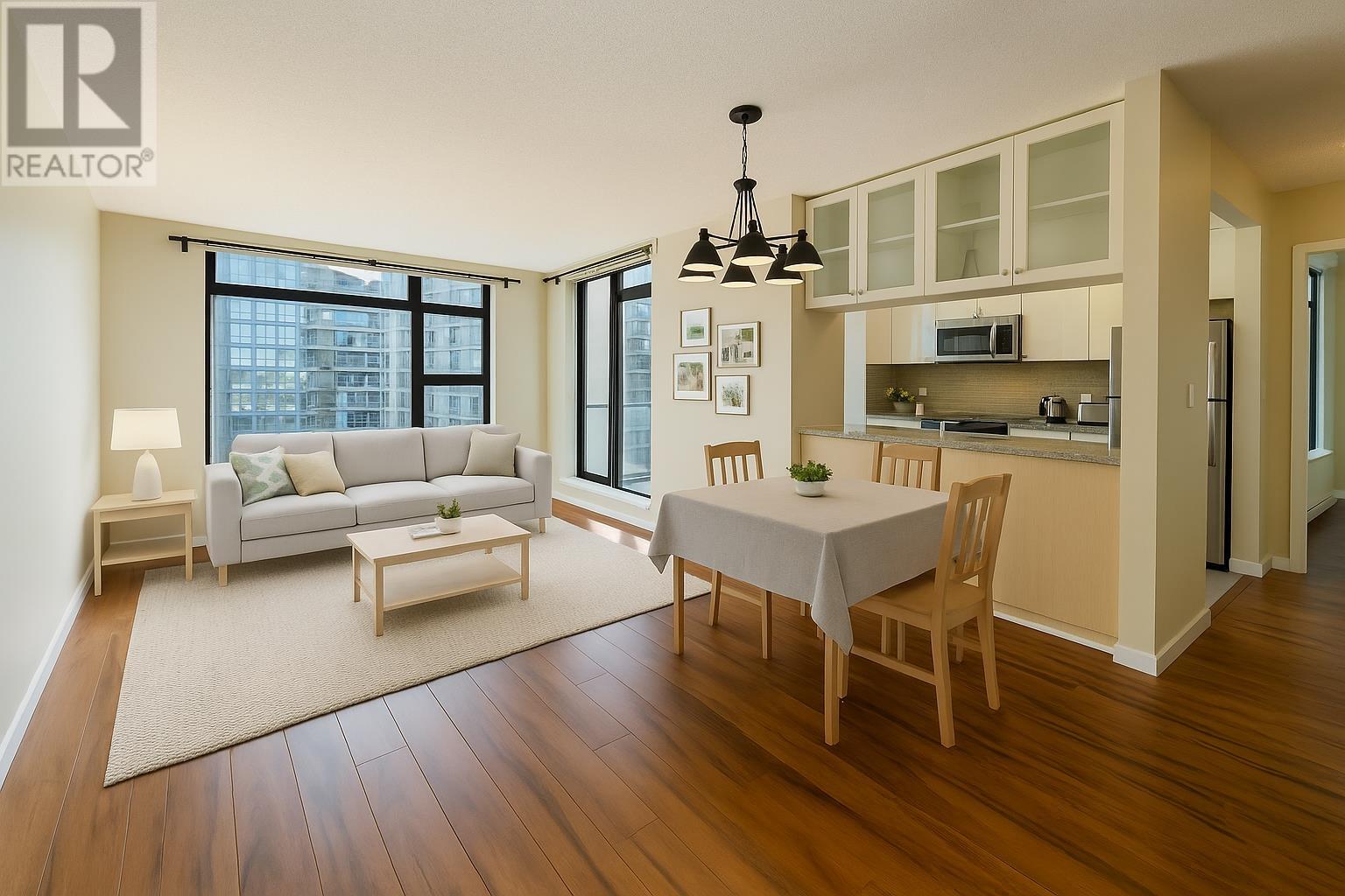 Listing Picture 2 of 19 : 906 6351 BUSWELL STREET, Richmond / 烈治文 - 魯藝地產 Yvonne Lu Group - MLS Medallion Club Member
