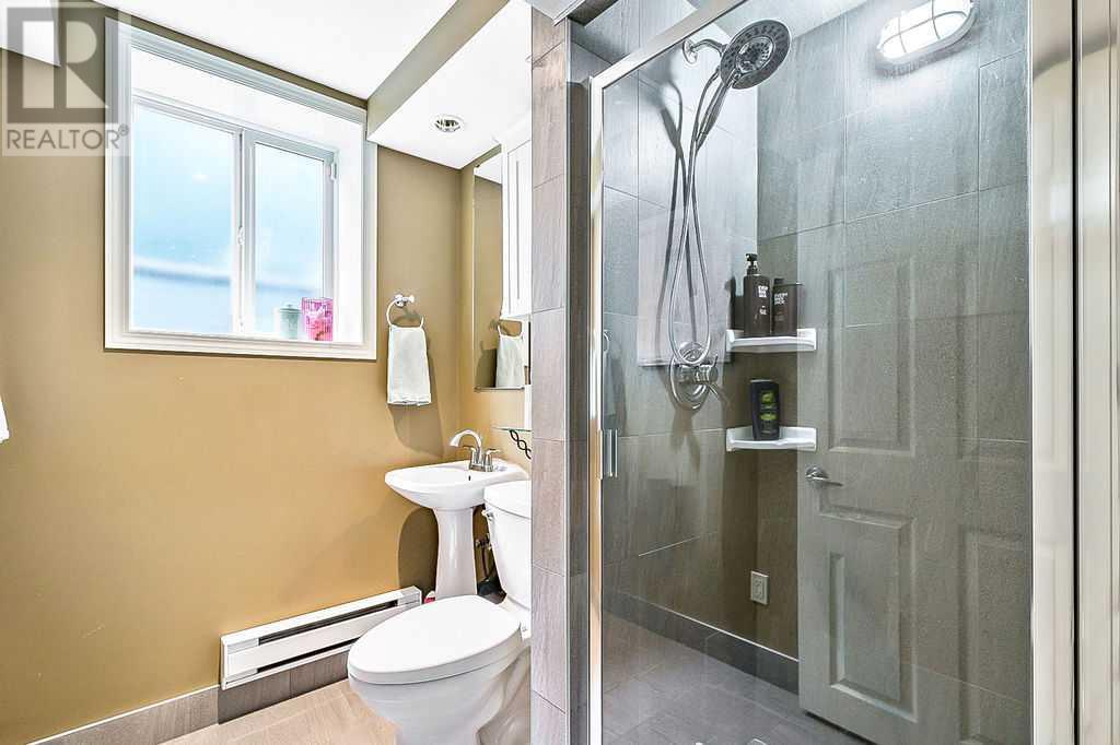 3203 27 Street Sw, Calgary, Alberta  T3E 2G9 - Photo 32 - A2216294
