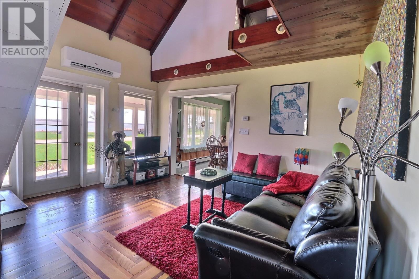 1088 Mcinnis Point - Rte 270 Road, Route 270, Earnscliffe, Prince Edward Island  C0A 2E0 - Photo 4 - 202511960