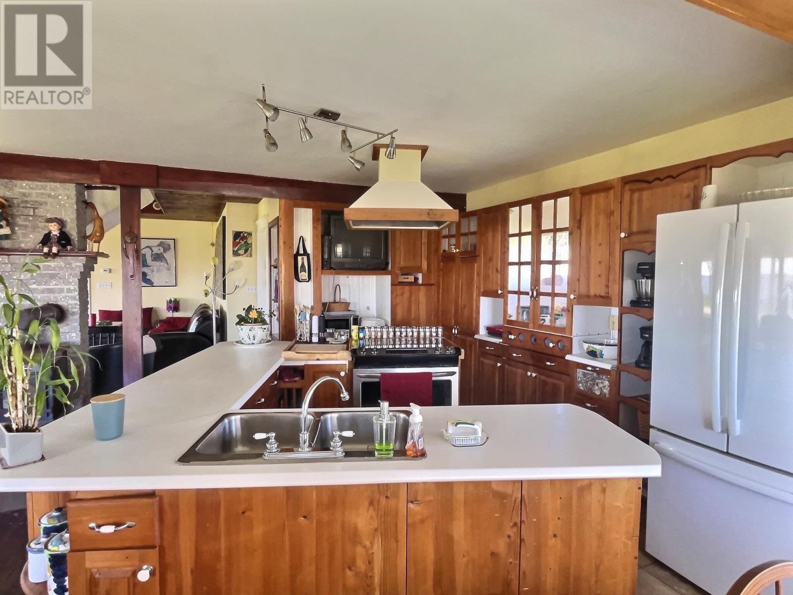 1088 Mcinnis Point - Rte 270 Road, Route 270, Earnscliffe, Prince Edward Island  C0A 2E0 - Photo 6 - 202511960