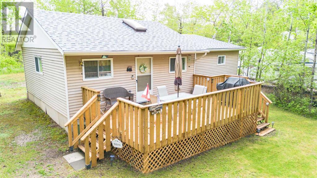 14 & 16 4 Street, White Sands, Alberta  T0C 2L0 - Photo 4 - A2223714