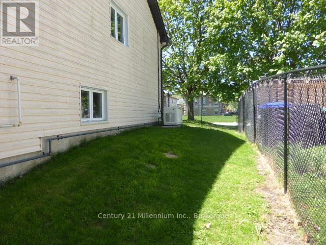 15 Harbour Crescent, Wasaga Beach, Ontario  L9Z 1G4 - Photo 32 - S12166919