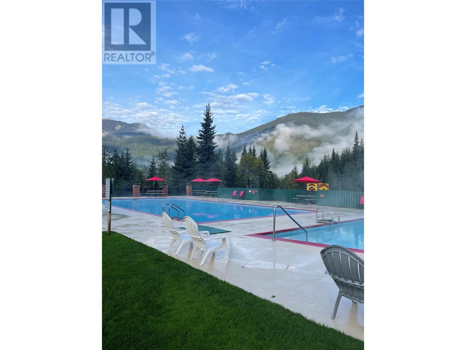 7050 Trans Canada Highway, Revelstoke, British Columbia  V0E 2S0 - Photo 4 - 10346666
