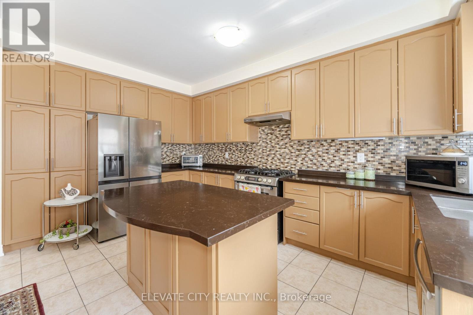 5576 Ethan Drive, Mississauga (Churchill Meadows), Ontario  L5M 0W1 - Photo 9 - W12167269