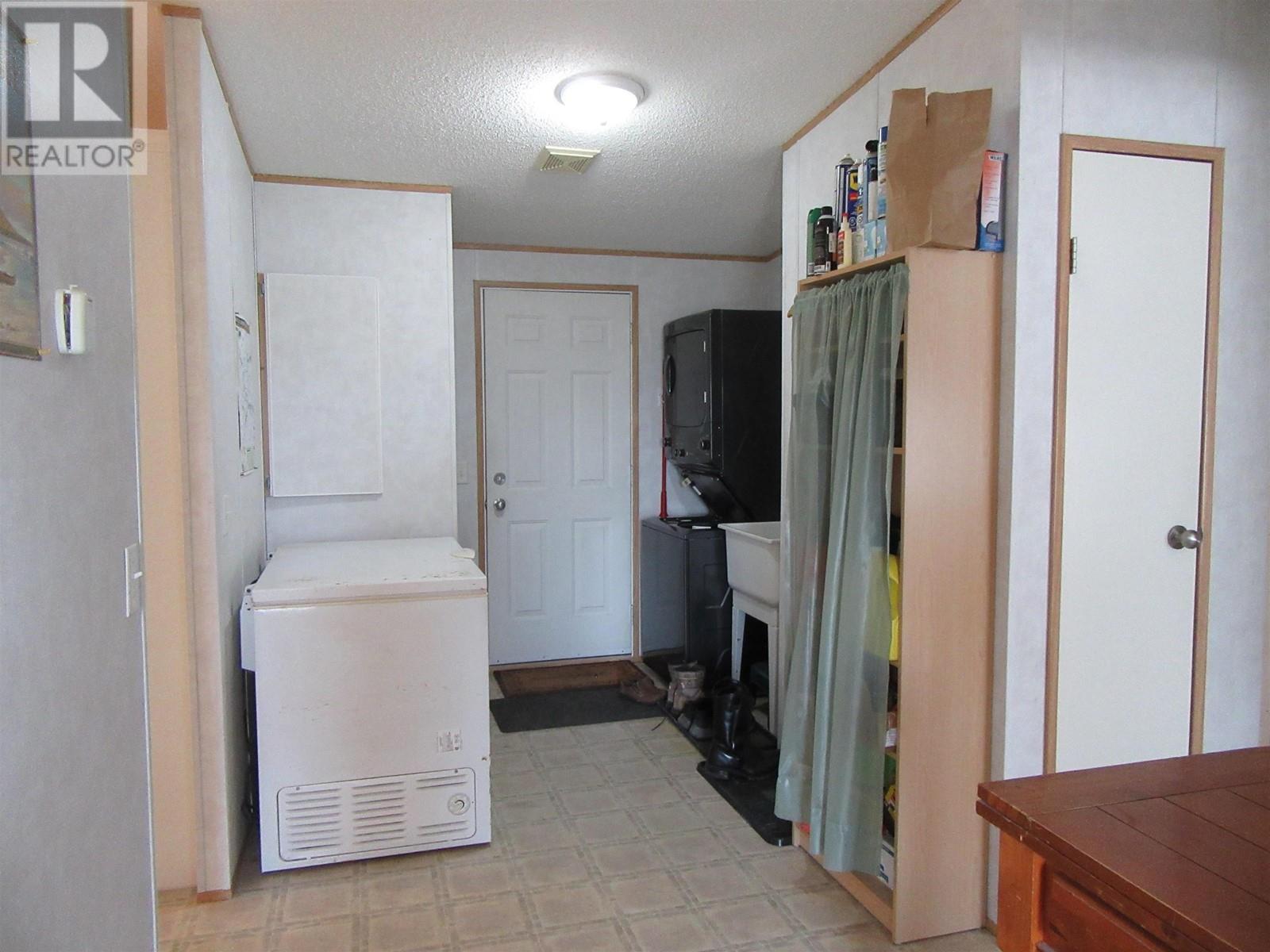 7384 Johnstone Road, Bridge Lake, British Columbia  V0K 1X2 - Photo 29 - R3006094