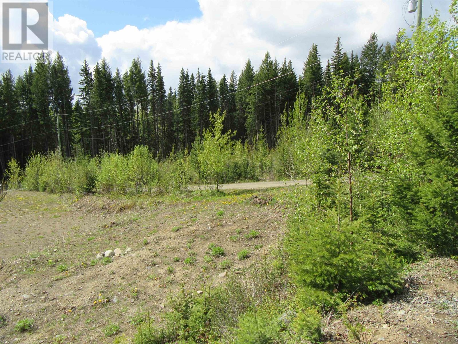7384 Johnstone Road, Bridge Lake, British Columbia  V0K 1X2 - Photo 10 - R3006094