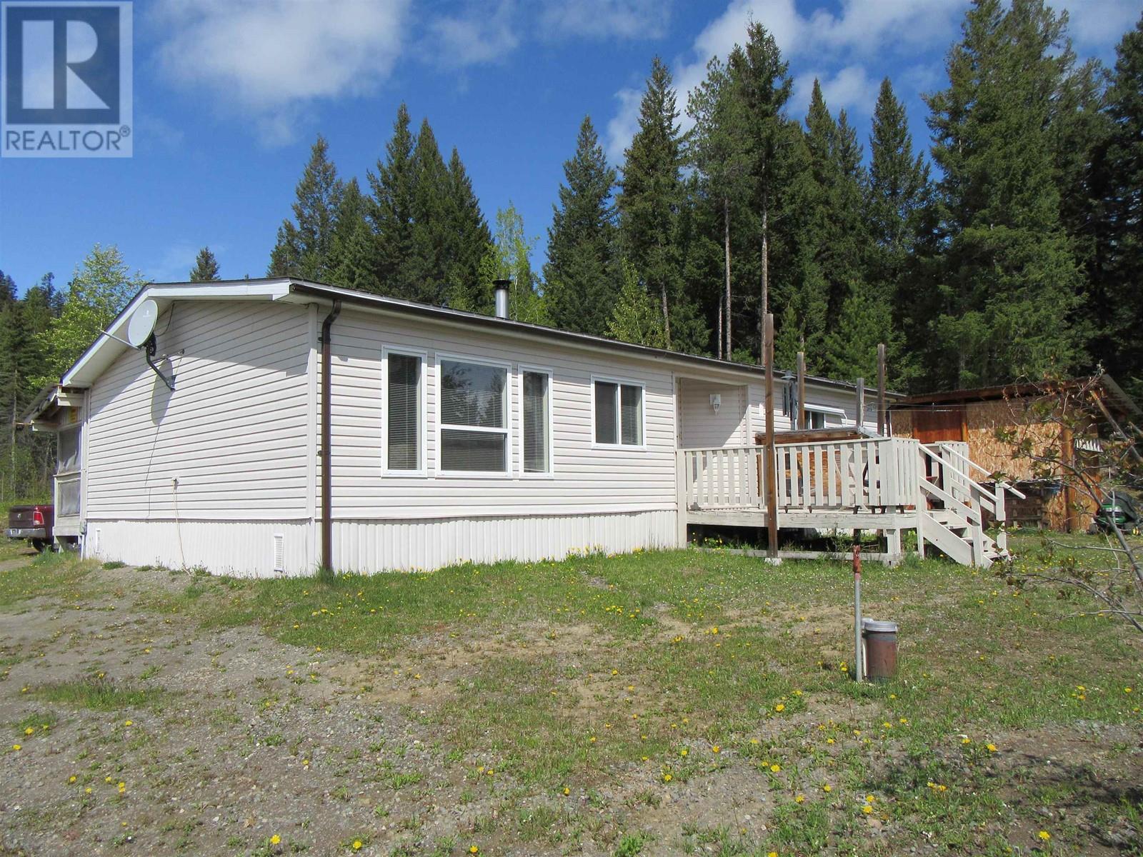 7384 JOHNSTONE ROAD, Bridge Lake, British Columbia