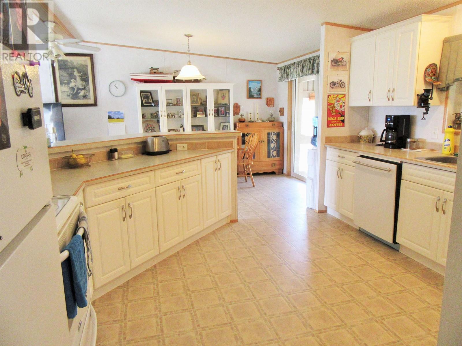 7384 Johnstone Road, Bridge Lake, British Columbia  V0K 1X2 - Photo 15 - R3006094