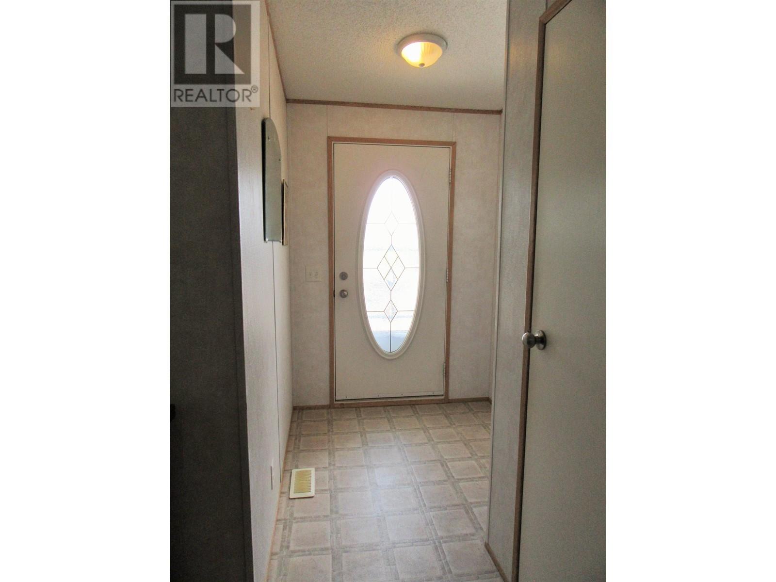 7384 Johnstone Road, Bridge Lake, British Columbia  V0K 1X2 - Photo 22 - R3006094