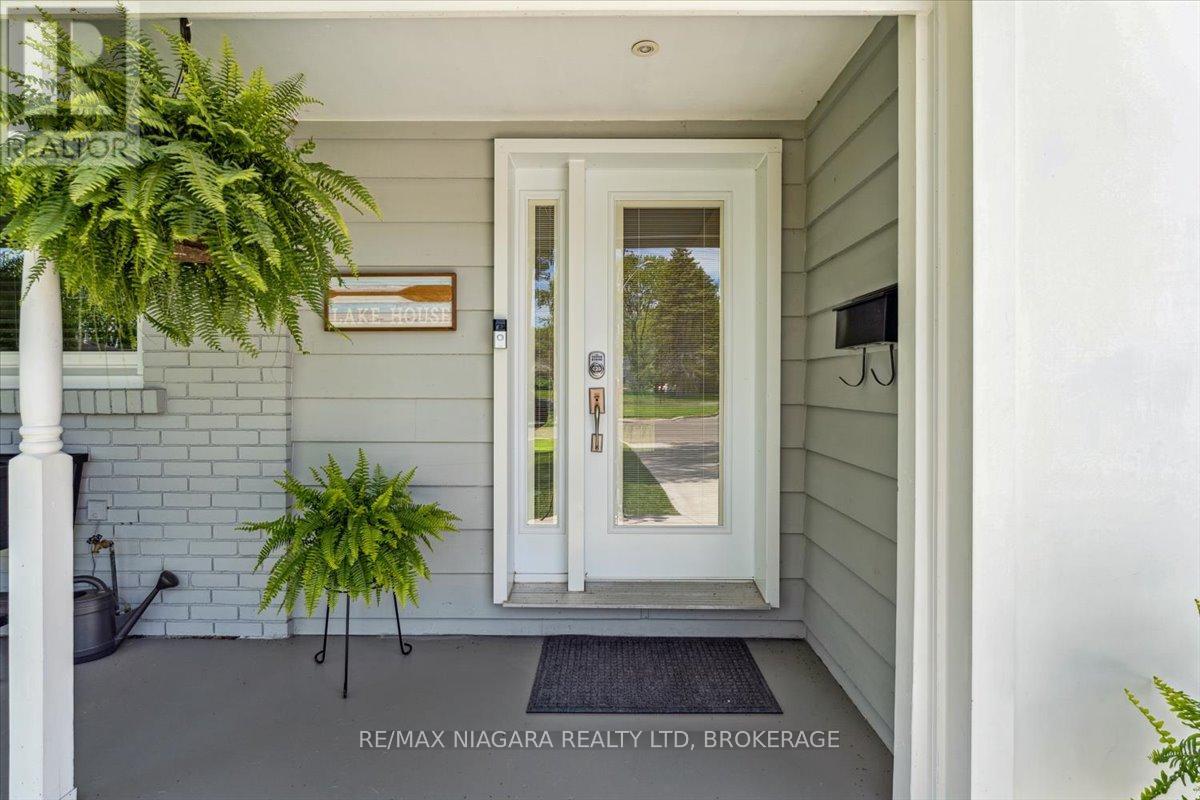 Property at 18 ROSEMOUNT AVENUE image 4