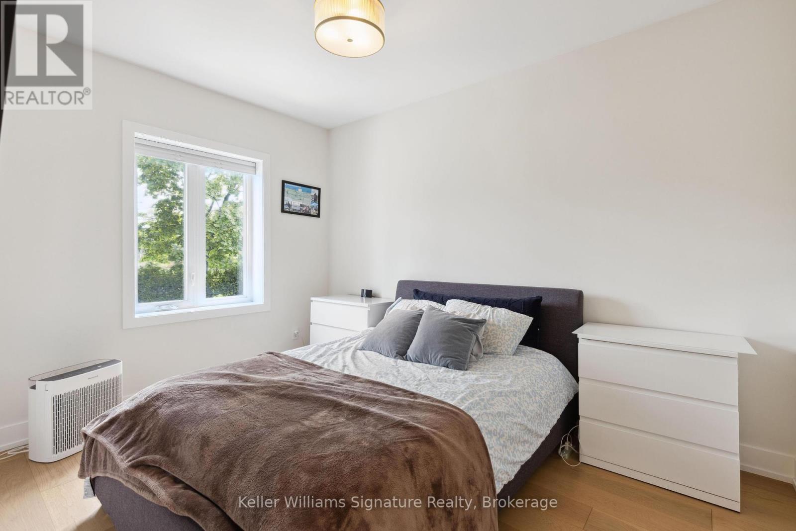 1355 Augustine Drive, Burlington, Ontario  L7P 2M9 - Photo 16 - W12167328