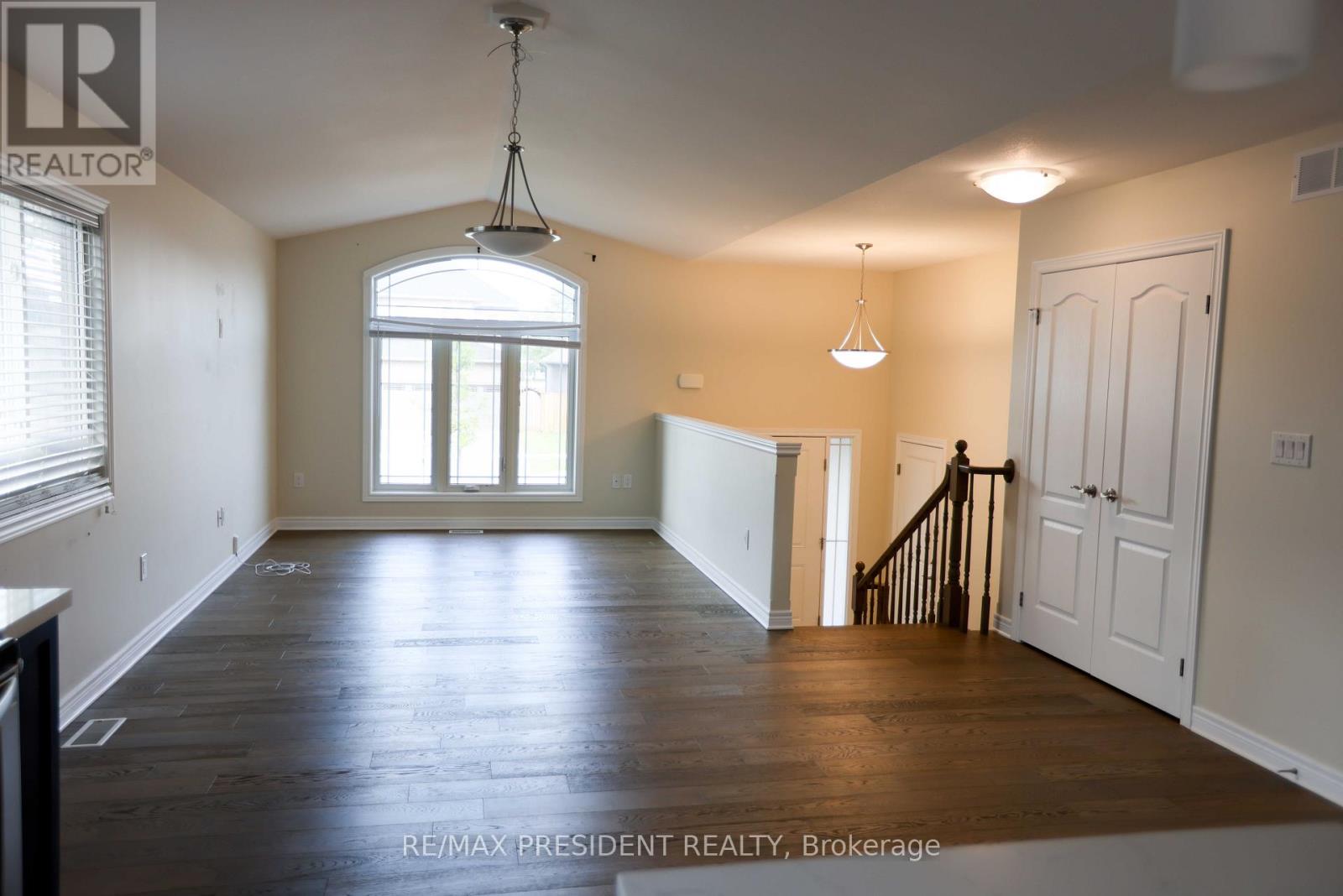 7 Berkshire Drive, St. Catharines, Ontario  L2M 3Y3 - Photo 10 - X12167283