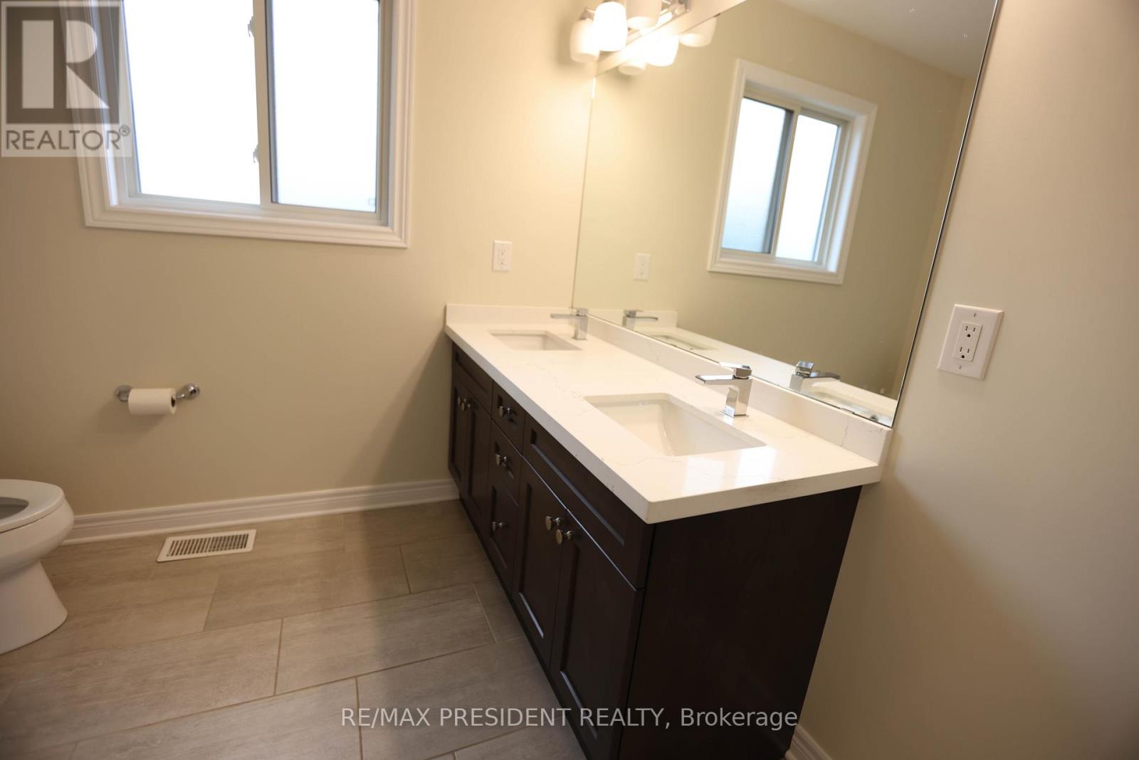7 Berkshire Drive, St. Catharines, Ontario  L2M 3Y3 - Photo 21 - X12167283