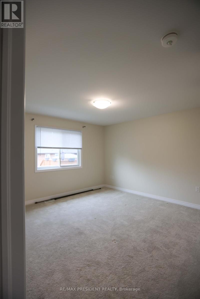 7 Berkshire Drive, St. Catharines, Ontario  L2M 3Y3 - Photo 27 - X12167283
