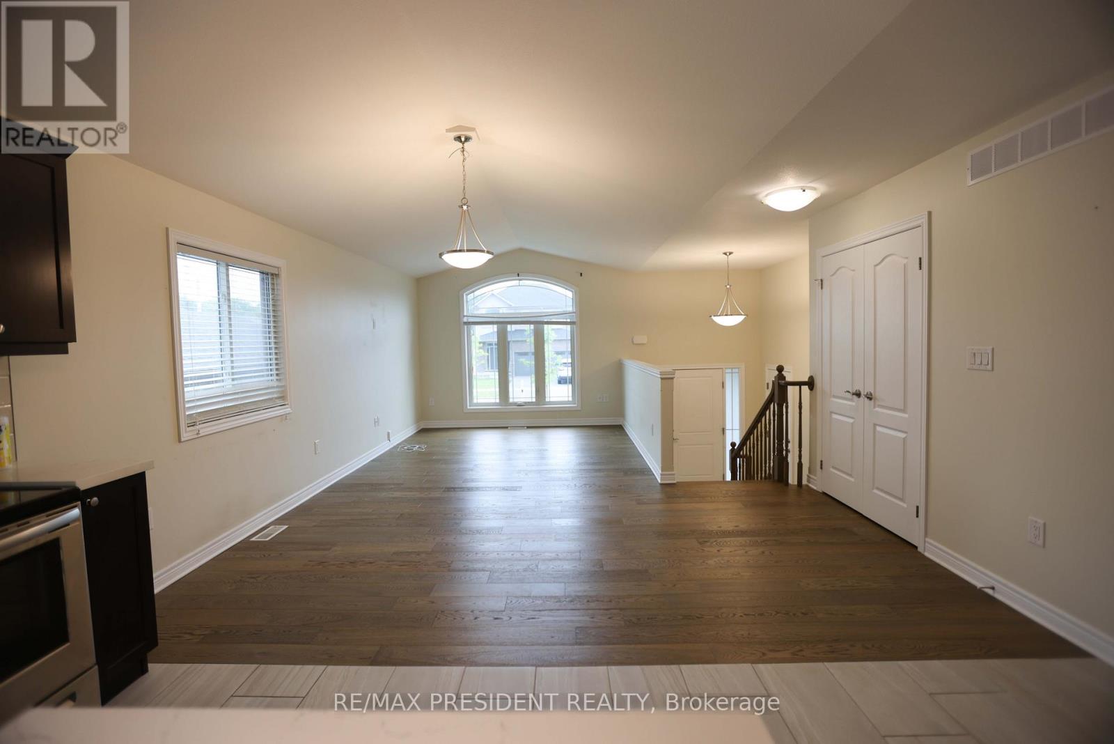 7 Berkshire Drive, St. Catharines, Ontario  L2M 3Y3 - Photo 30 - X12167283
