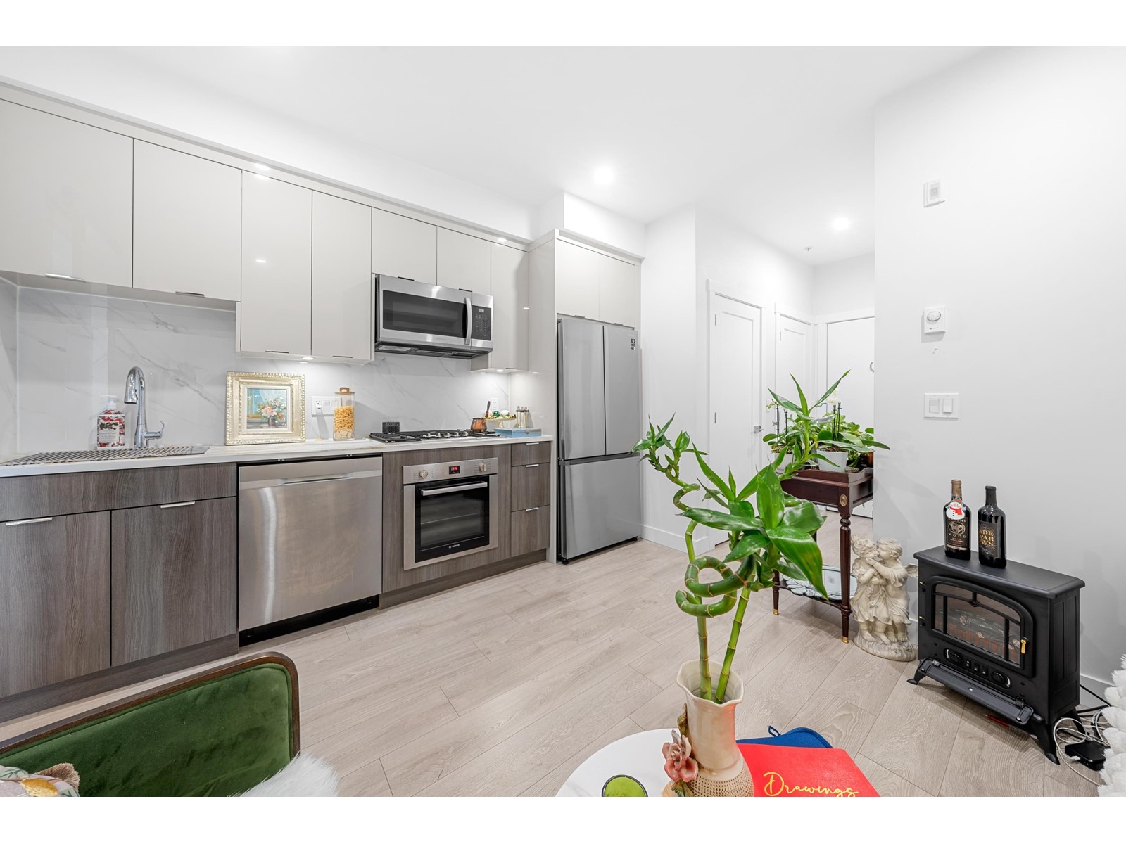 B414 14438 72 Avenue, Surrey, British Columbia  V3S 0B6 - Photo 8 - R3006188