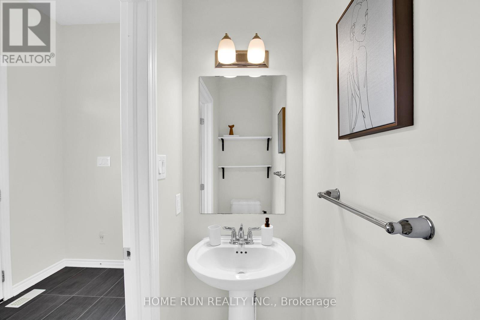 185 Flowing Creek Circle, Ottawa, Ontario  K2M 0K2 - Photo 6 - X12167305