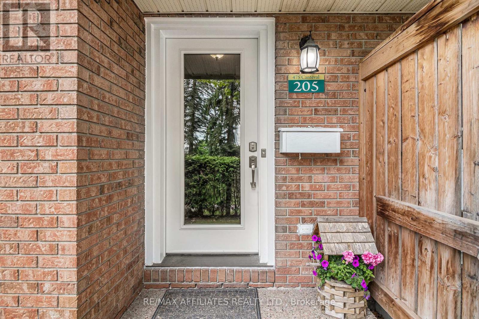 205 - 475 Canteval Terrace, Ottawa, Ontario  K4A 2C7 - Photo 2 - X12167346