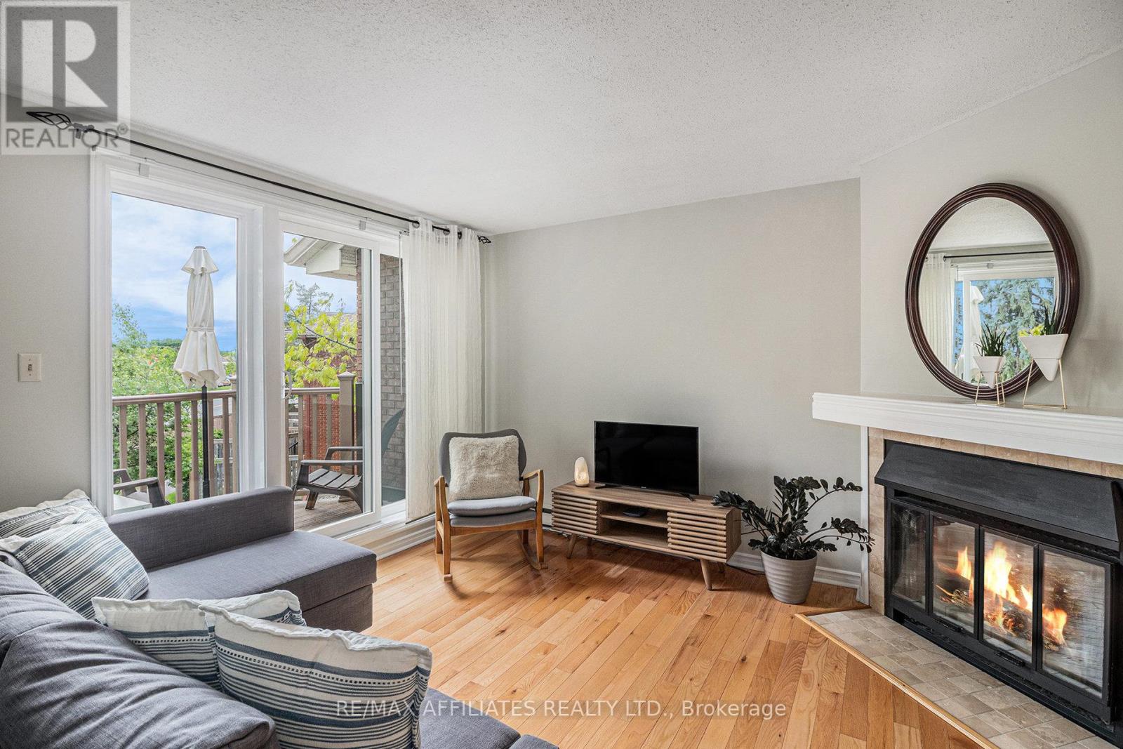 205 - 475 Canteval Terrace, Ottawa, Ontario  K4A 2C7 - Photo 5 - X12167346