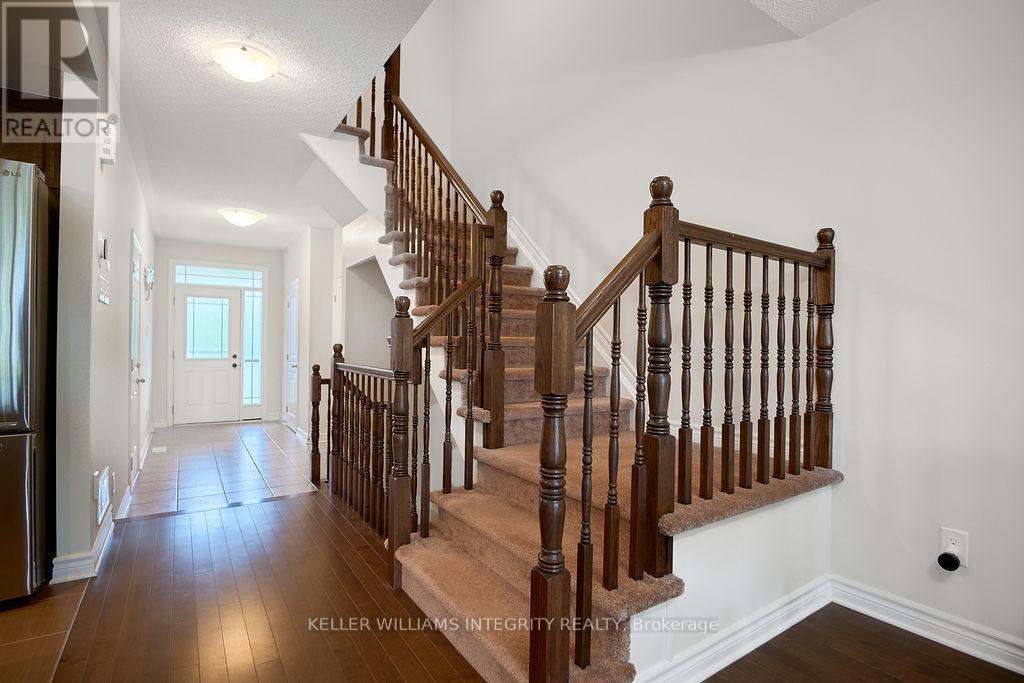 405 Barrick Hill Road, Ottawa, Ontario  K2M 0H7 - Photo 17 - X12167378
