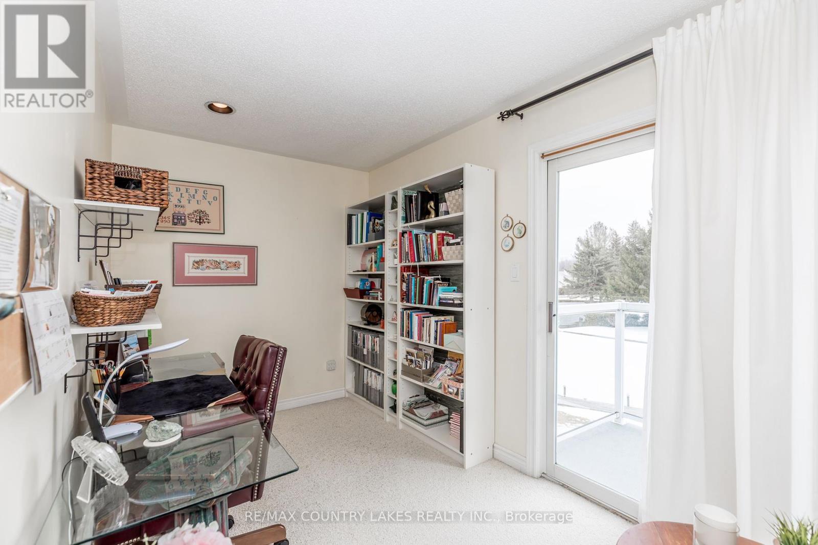 98 Turtle Path, Ramara, Ontario  L0K 1B0 - Photo 31 - S12136193