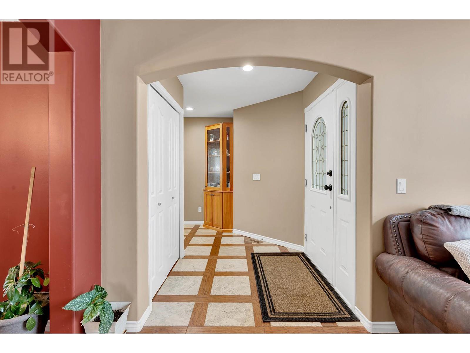 Property at 390 Sunhill Court image 2