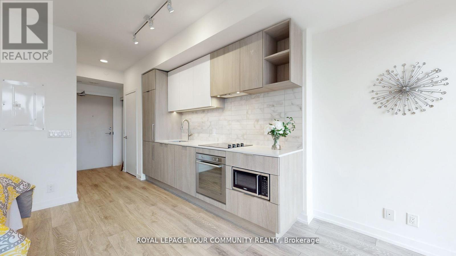 1911 - 2020 Bathurst Street, Toronto, Ontario  M5P 0A6 - Photo 8 - C12167355