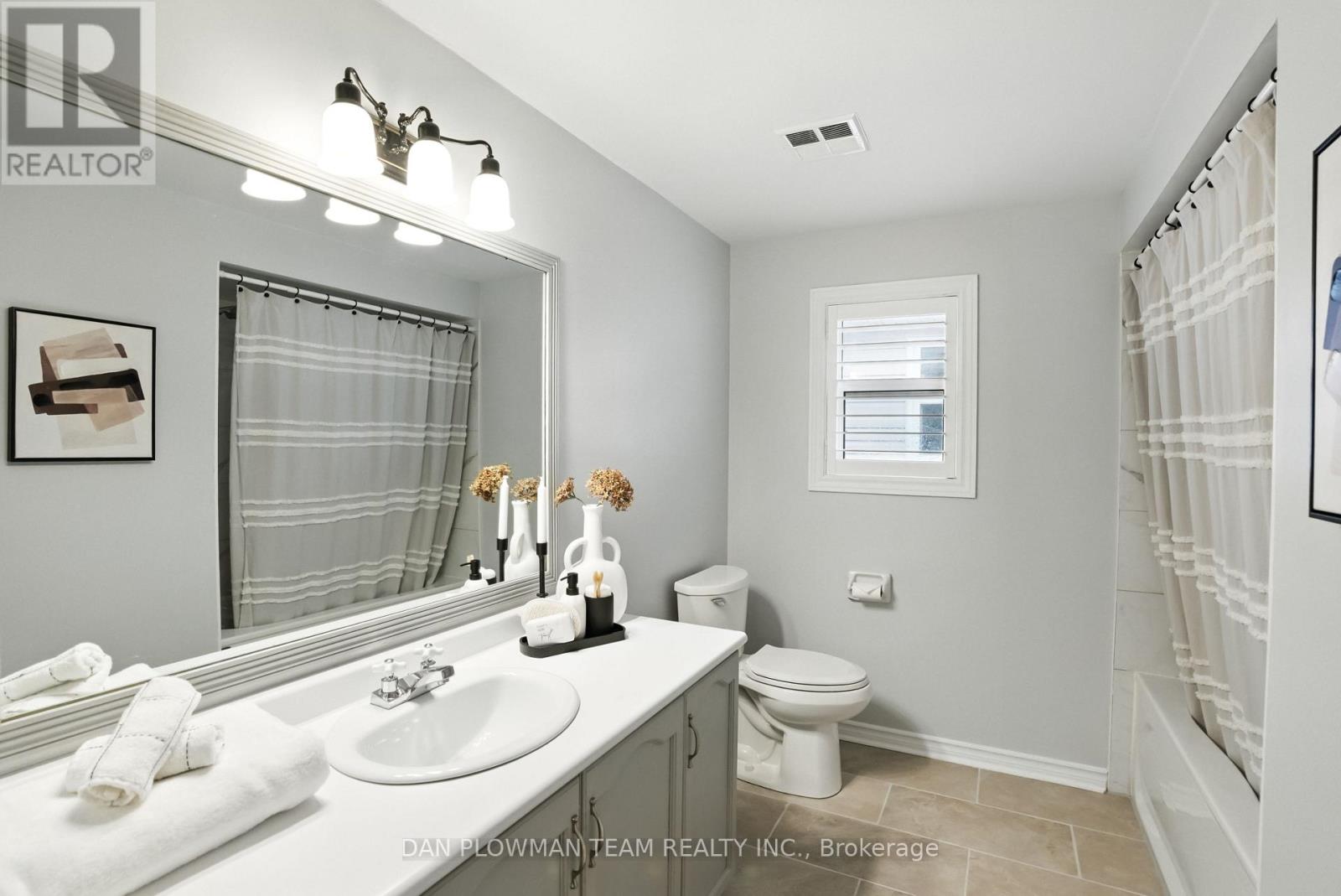 53 Champine Square, Clarington, Ontario  L1C 4W2 - Photo 30 - E12167357