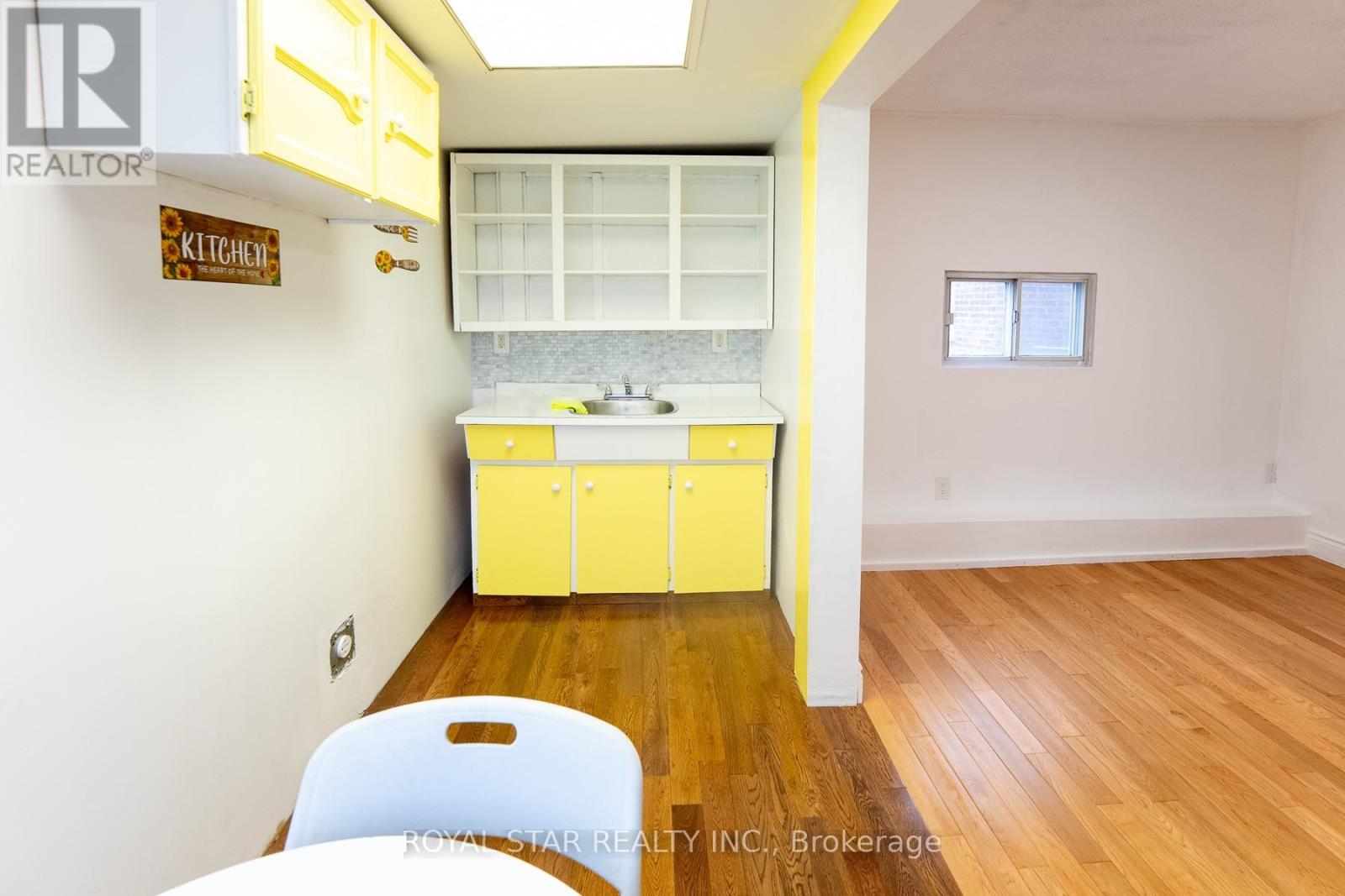 82 Westlake Avenue, Toronto, Ontario  M4C 4R1 - Photo 42 - E12167360
