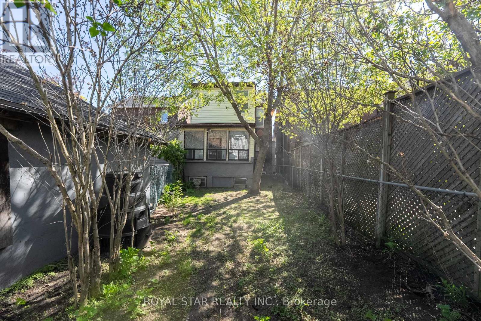 82 Westlake Avenue, Toronto, Ontario  M4C 4R1 - Photo 48 - E12167360