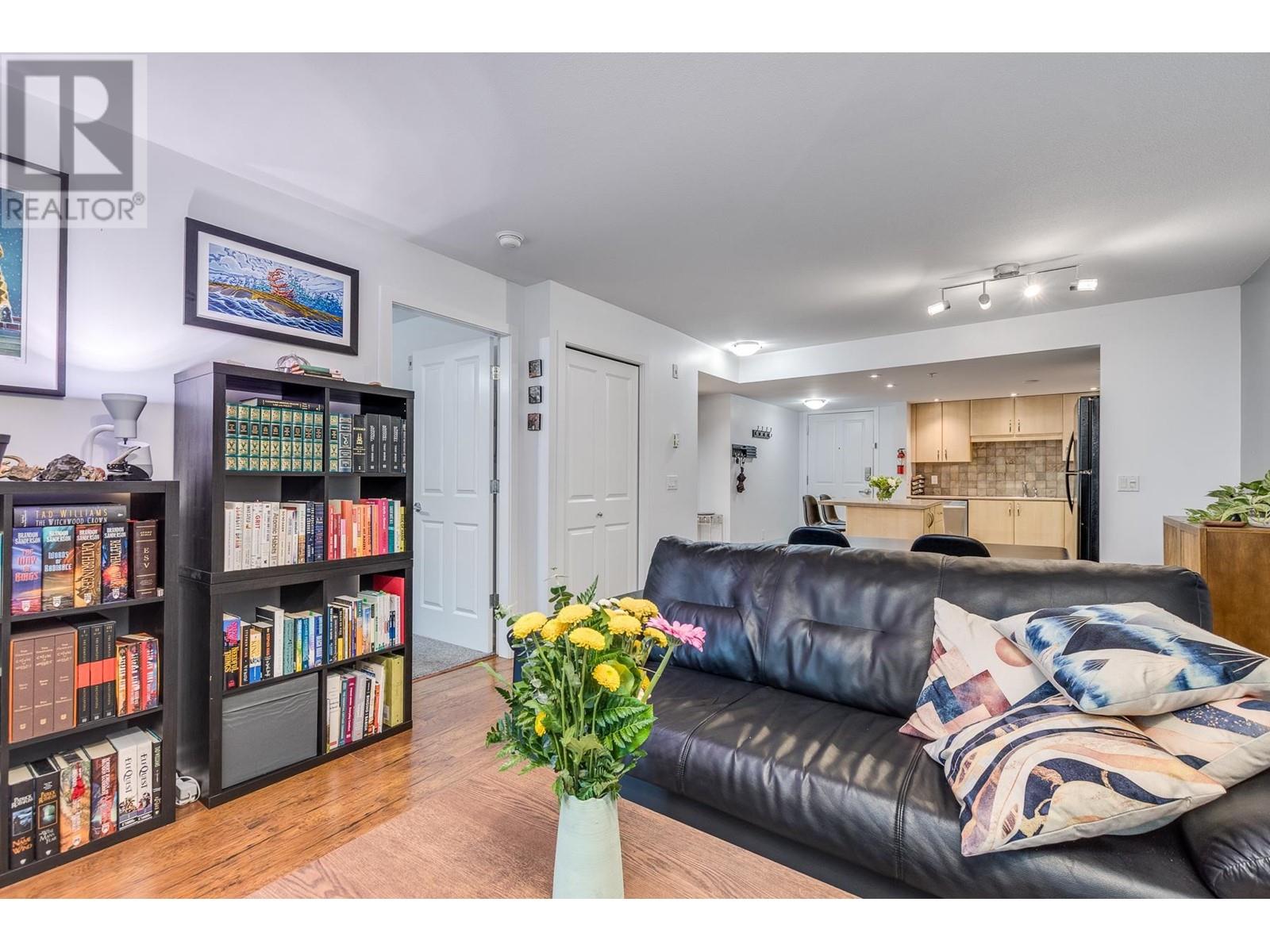 220 285 Newport Drive, Port Moody, British Columbia  V3H 5J6 - Photo 4 - R3005497