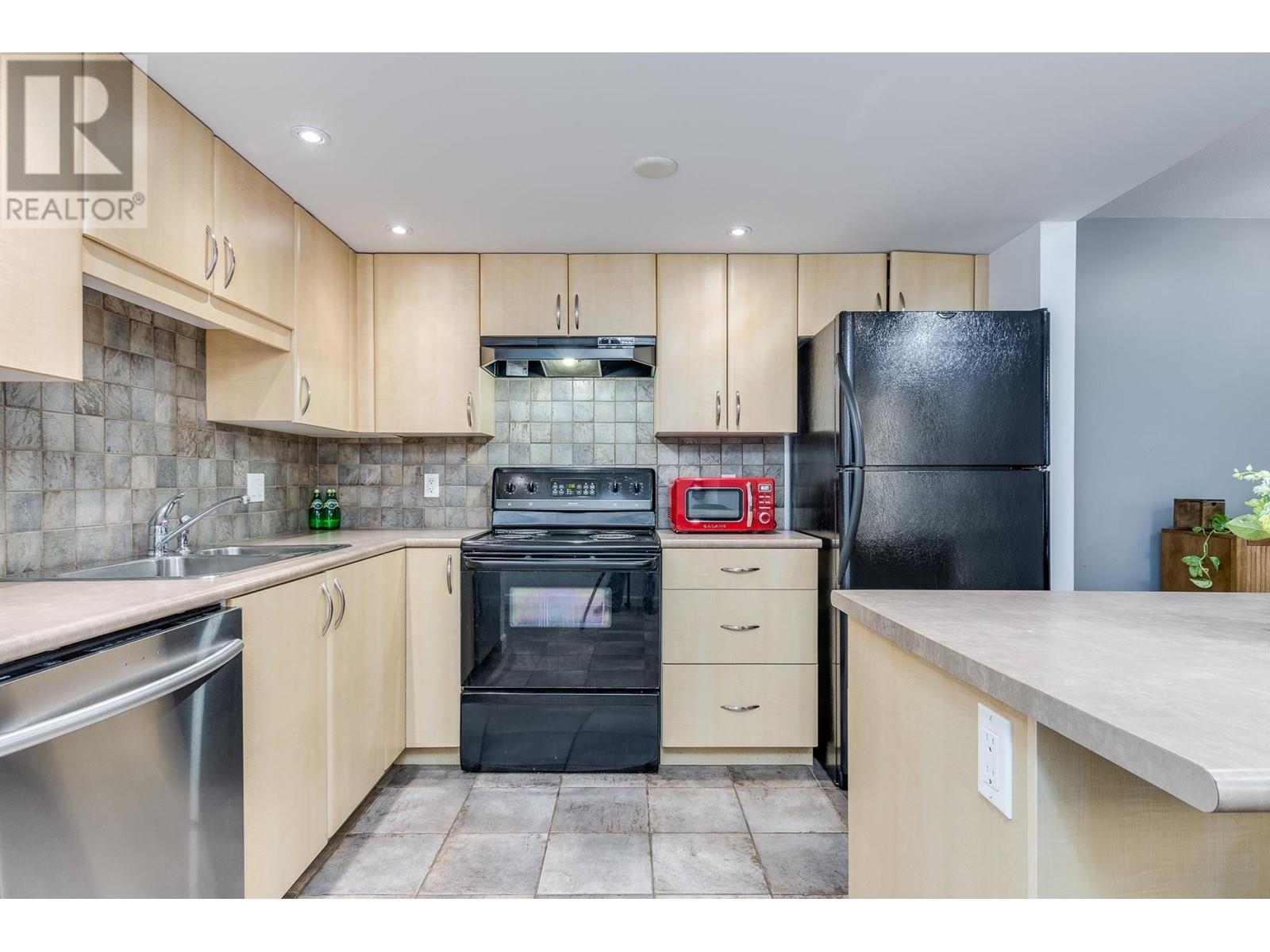 220 285 Newport Drive, Port Moody, British Columbia  V3H 5J6 - Photo 8 - R3005497