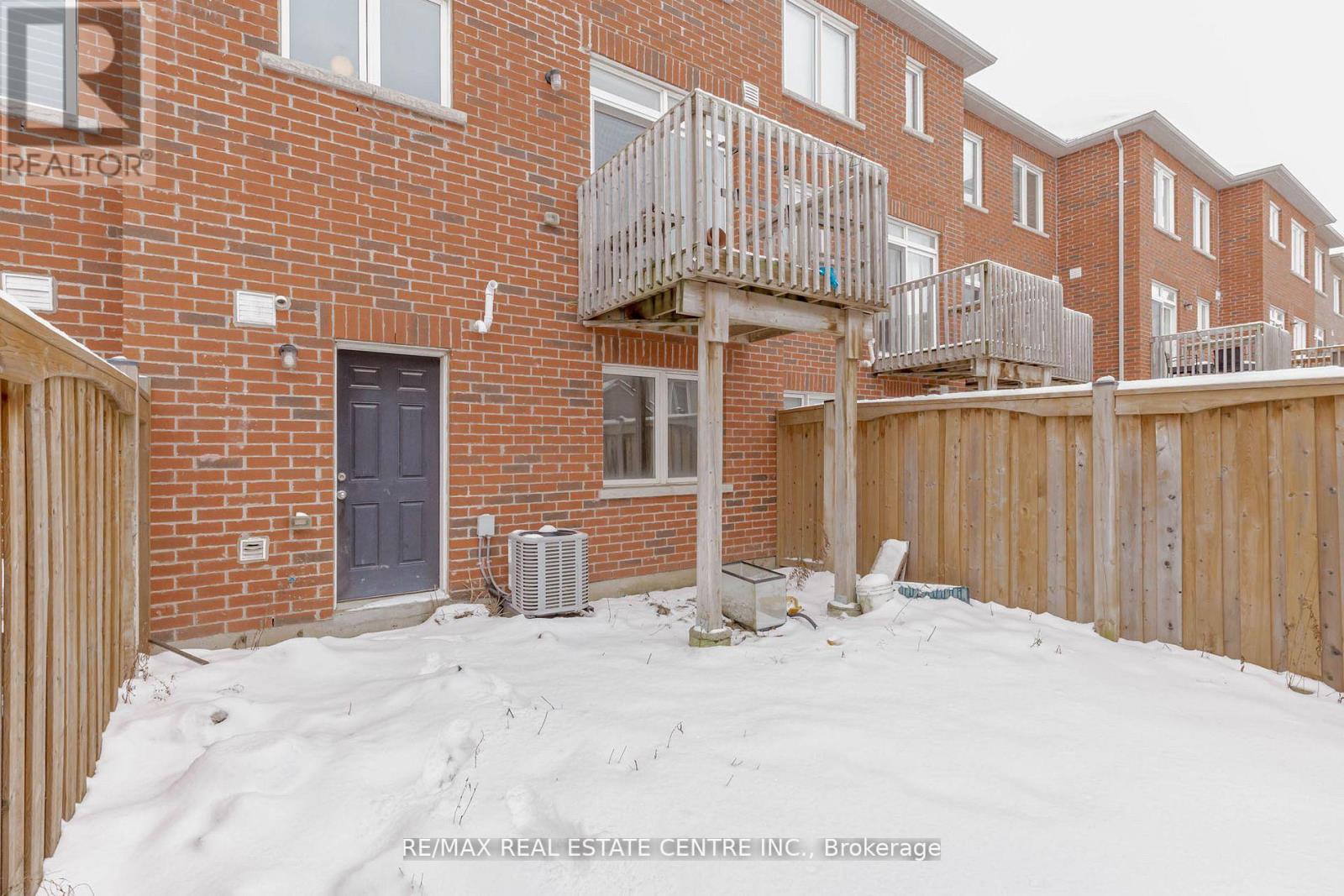 72 Rockman Crescent, Brampton, Ontario  L7A 3Z9 - Photo 12 - W12167338