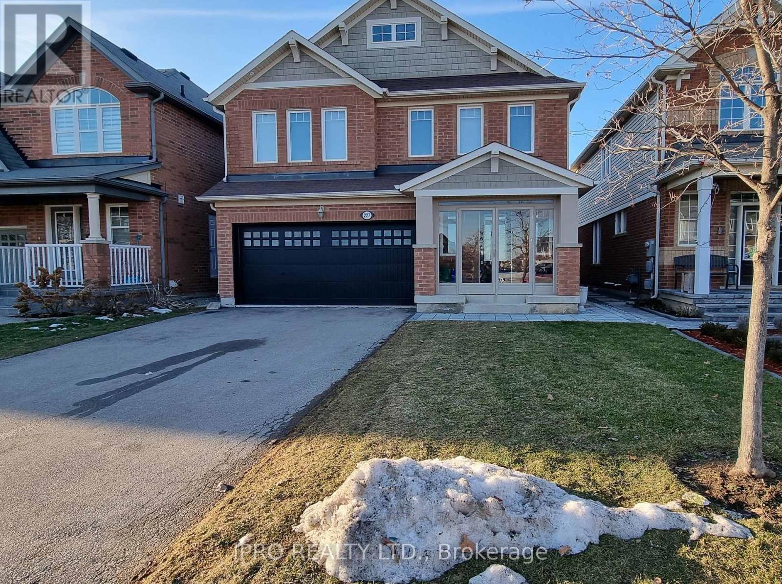 227 LEITERMAN DRIVE, Milton, Ontario