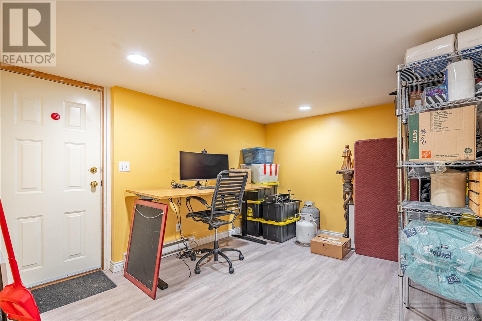 Property at 485 Head St image 5