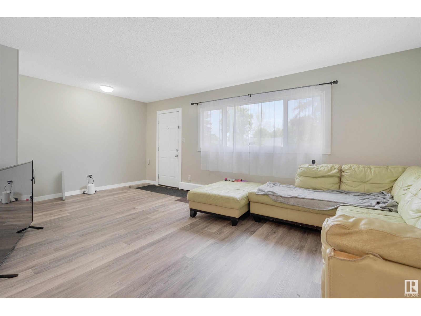10633 152 St Nw, Edmonton, Alberta  T5P 1Z1 - Photo 5 - E4437943