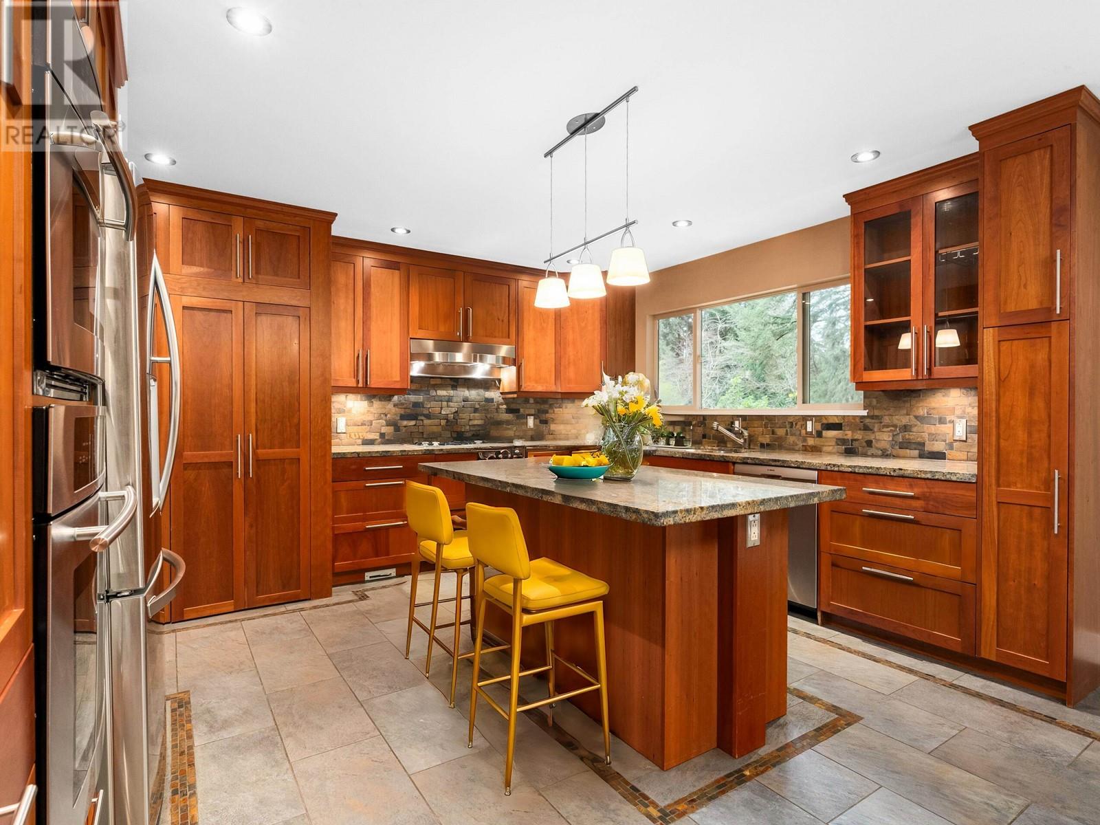 4793 Capilano Road, North Vancouver, British Columbia  V7R 4K2 - Photo 12 - R3005248