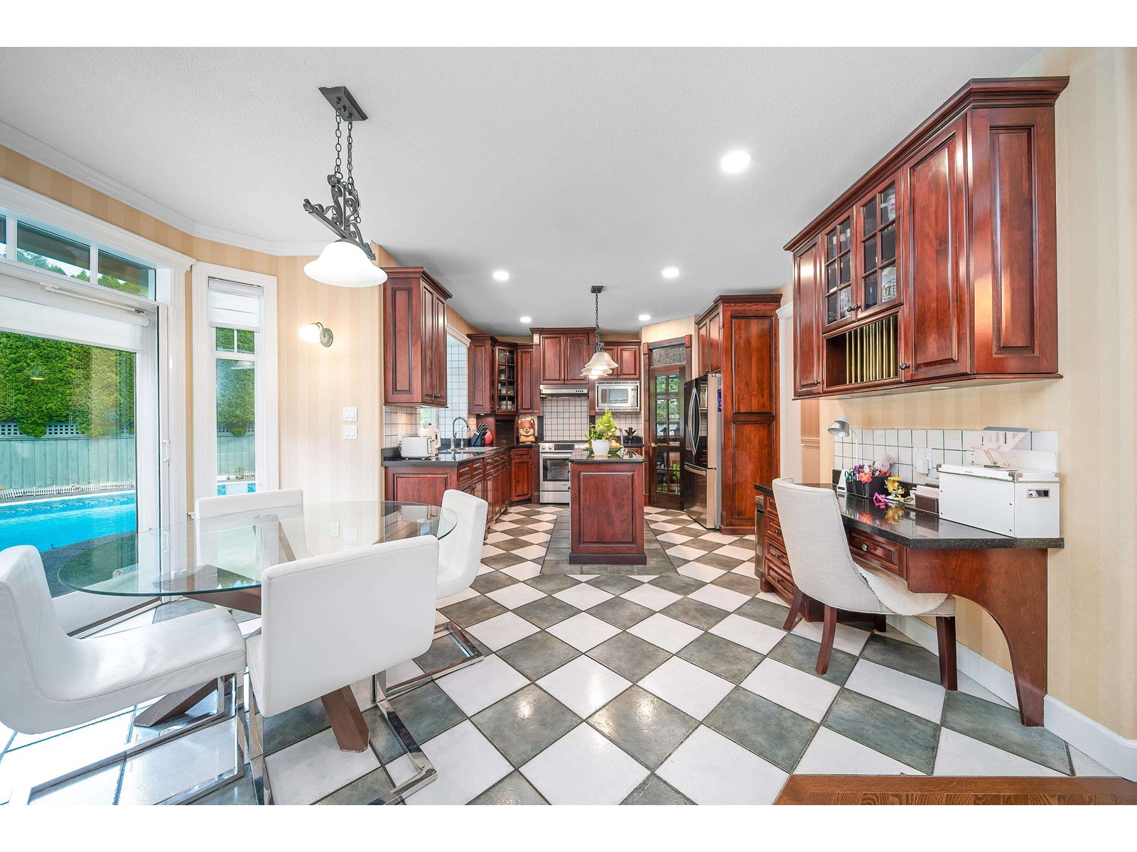 3389 Canterbury Drive, Surrey, British Columbia  V3Z 0G8 - Photo 27 - R3006042