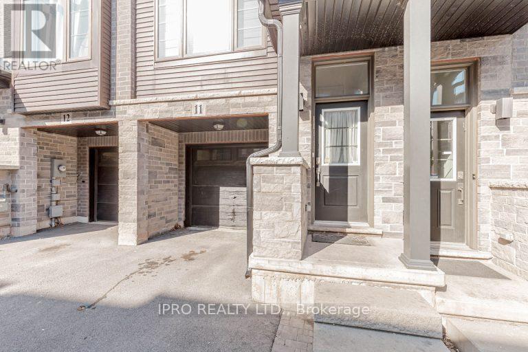 11 - 575 Woodward Avenue, Hamilton (Parkview), Ontario  L8H 6P2 - Photo 2 - X12167375