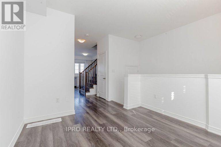 11 - 575 Woodward Avenue, Hamilton (Parkview), Ontario  L8H 6P2 - Photo 9 - X12167375