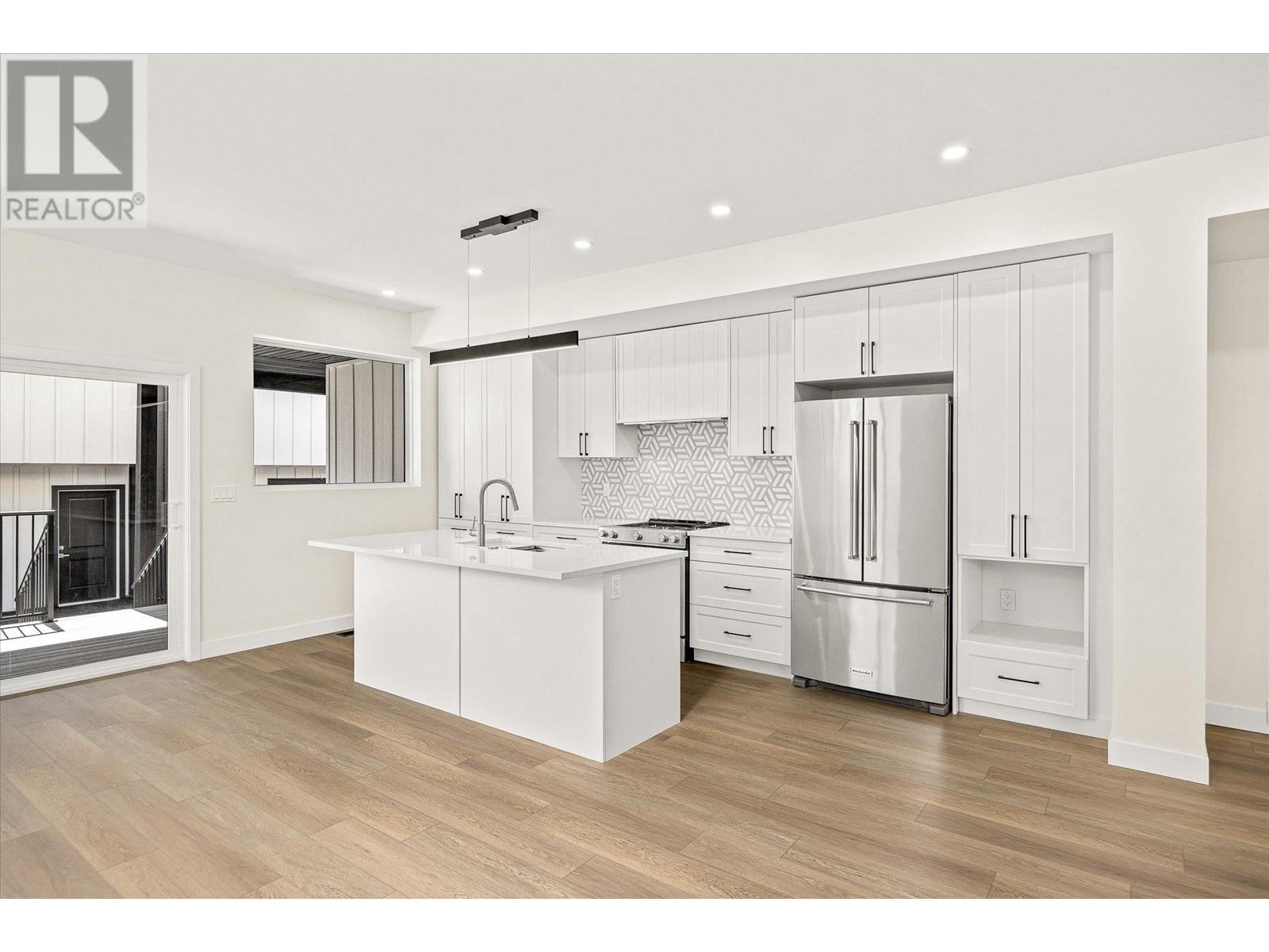 10907 Prairie Valley Road Unit# 2, Summerland, BC V0H1Z8