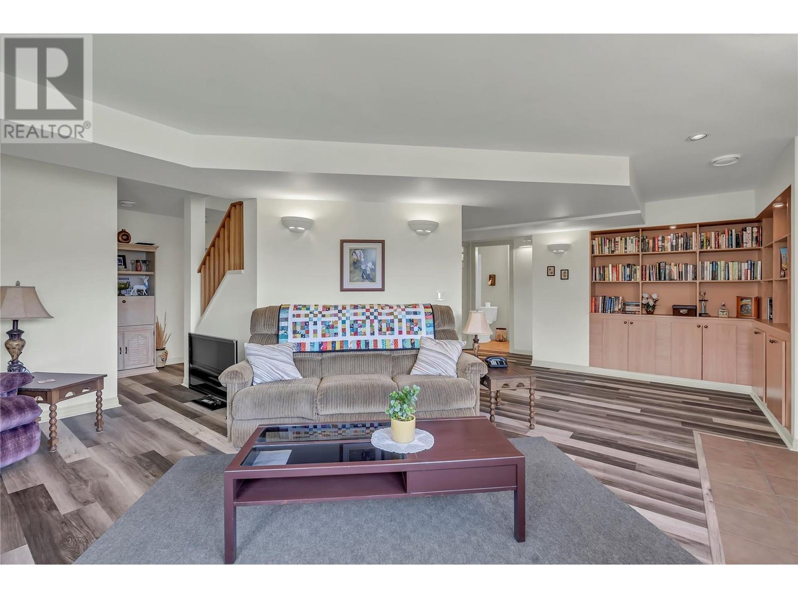 12823 Mclarty Place, Summerland, British Columbia  V0H 1Z8 - Photo 10 - 10348636