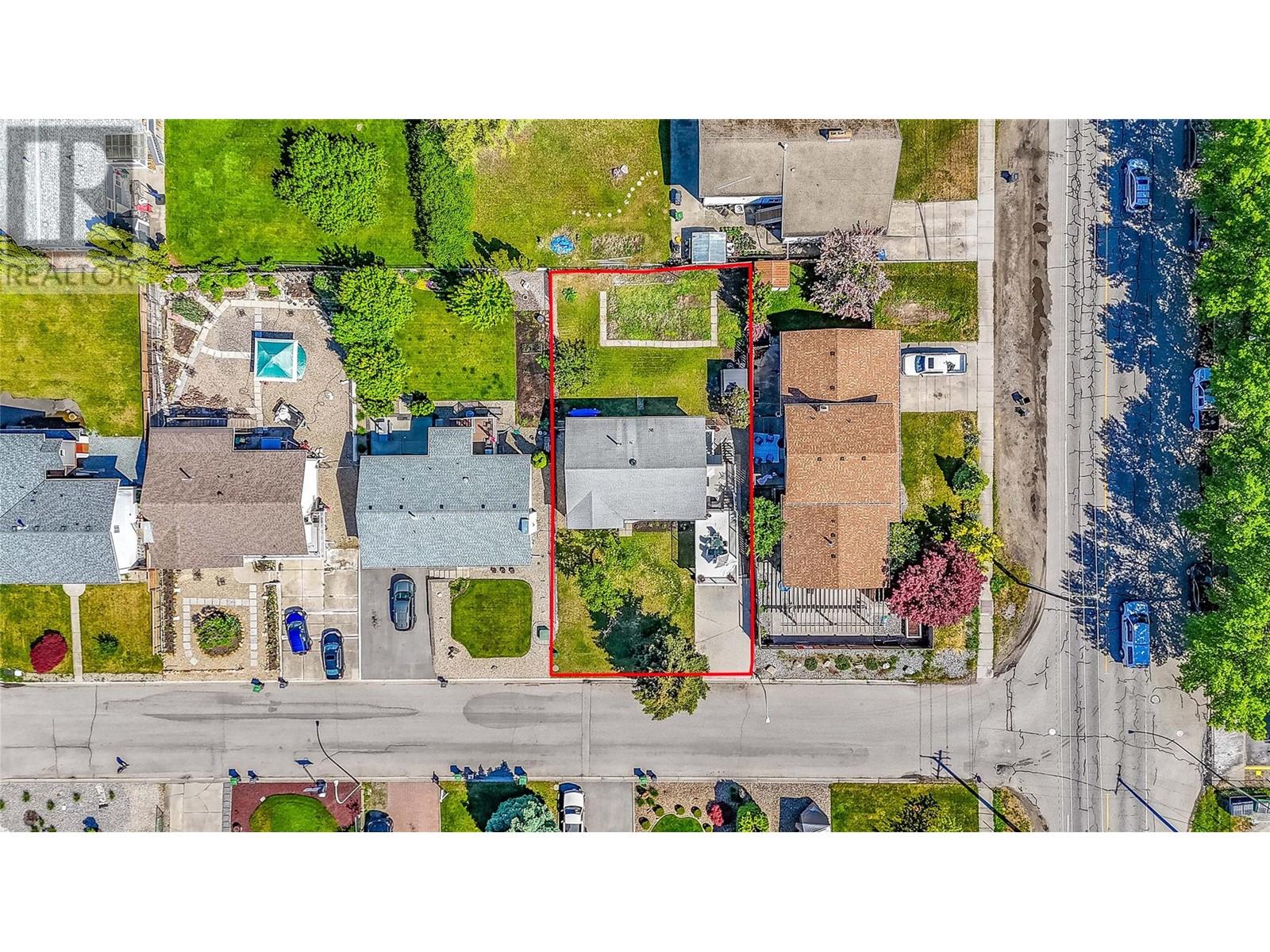 1480 Denver Road, Kelowna, BC V1Y8C2