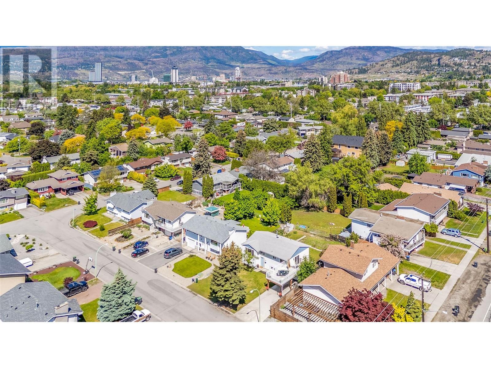 1480 Denver Road, Kelowna, BC V1Y8C2