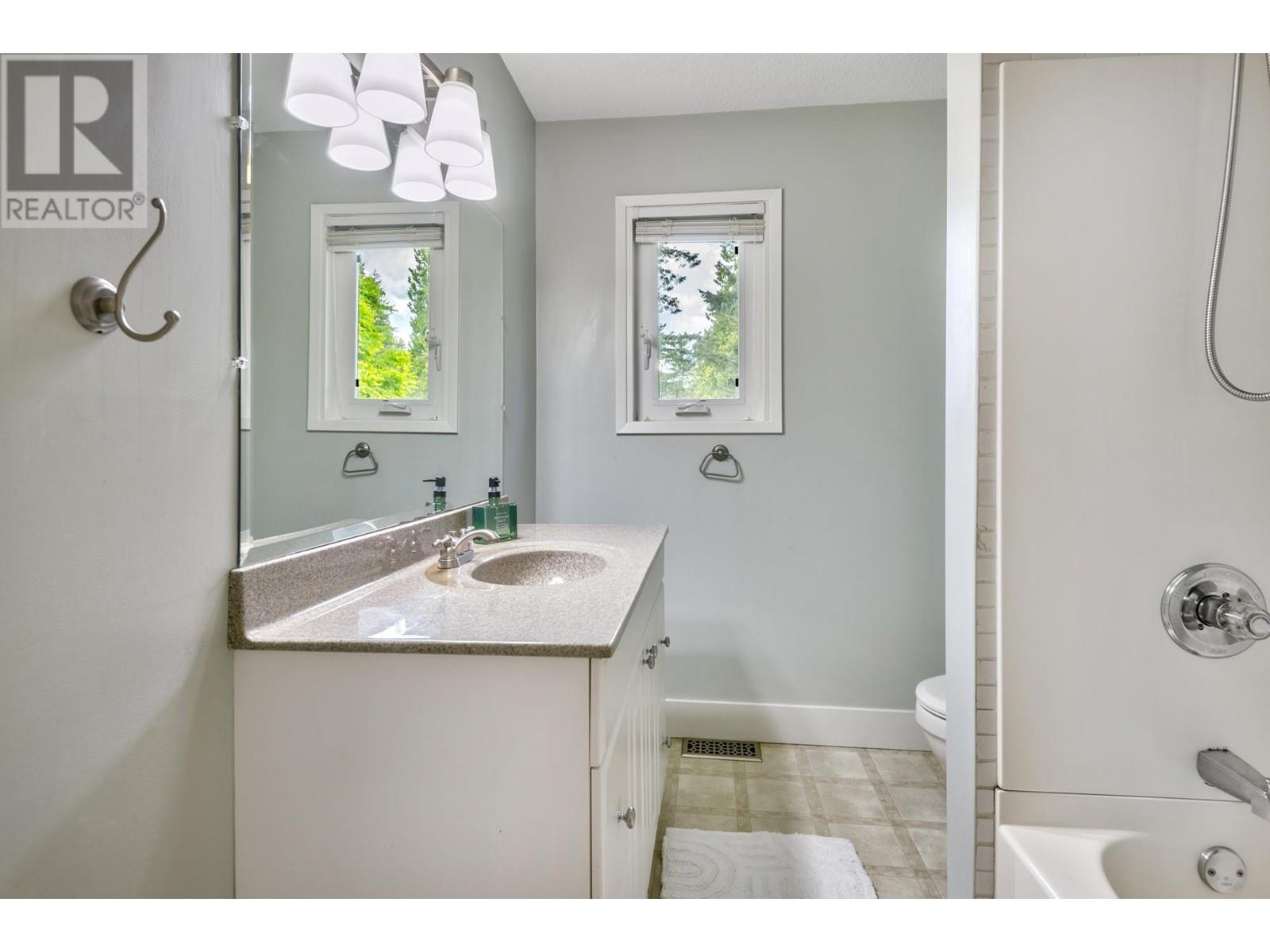 2283 Kugler Avenue, Coquitlam, British Columbia  V3K 2S8 - Photo 31 - R3006166